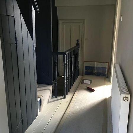 Stylish Two Large Double Bedroom House In Central Harrogate With On Street Parking 外观 照片